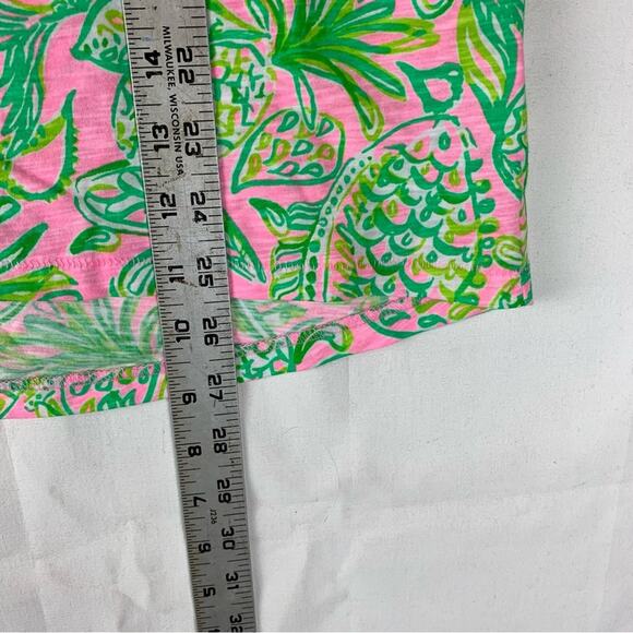 Lilly Pulitzer size XS extra small pink pineapple fish Vibrant Pink Green Tee - Picture 5 of 10